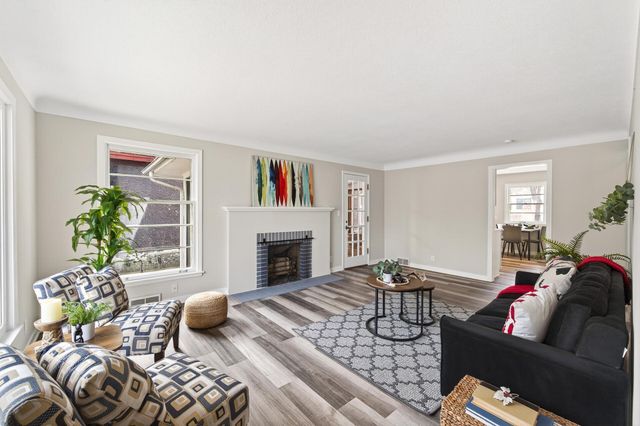 2842 Irving Avenue S, Minneapolis, MN 55408