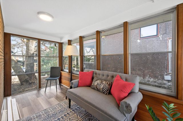 2842 Irving Avenue S, Minneapolis, MN 55408