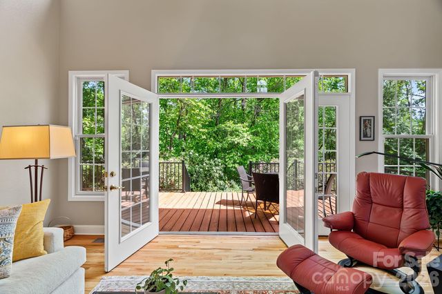 34 Carden Drive, Weaverville, NC 28787