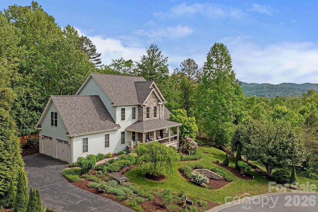 34 Carden Drive, Weaverville, NC 28787