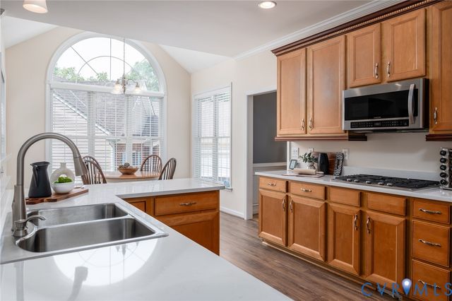 9331 Mission Hills Ln, Midlothian, VA 23832
