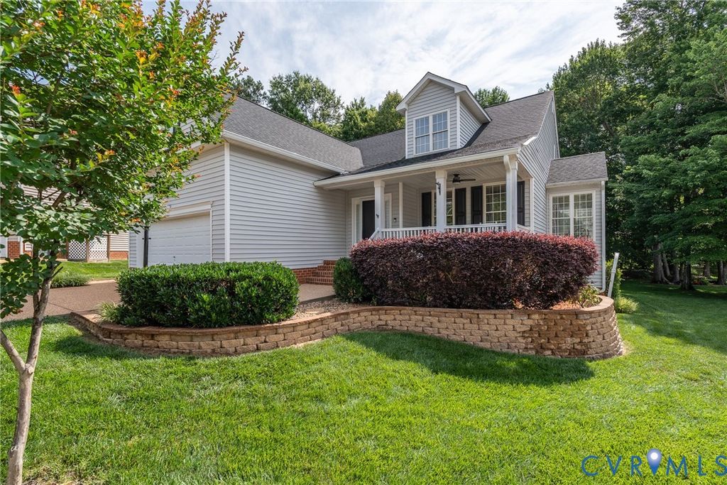 9331 Mission Hills Ln, Midlothian, VA 23832