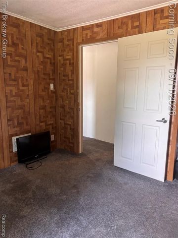 1115 W 2nd Street, Flint, MI 48503