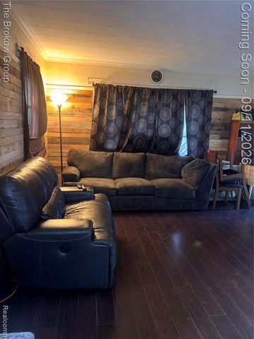 1115 W 2nd Street, Flint, MI 48503