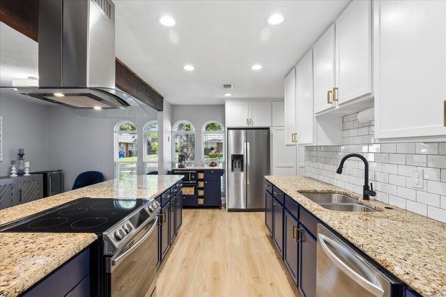15651 Terrace Lawn Circle, Dallas, TX 75248
