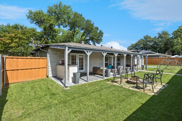 15651 Terrace Lawn Circle, Dallas, TX 75248