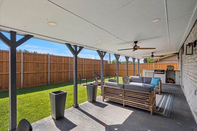 15651 Terrace Lawn Circle, Dallas, TX 75248