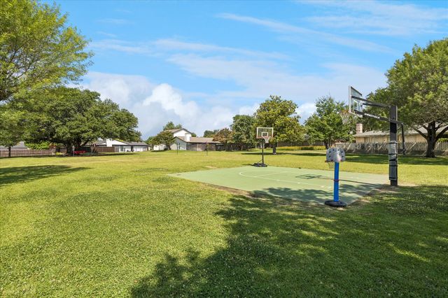 15651 Terrace Lawn Circle, Dallas, TX 75248