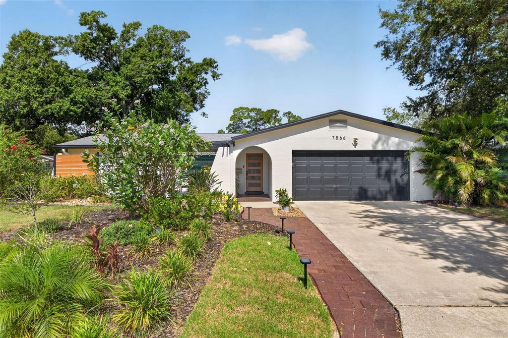 7566 20TH STREET N, St Petersburg, FL 33702
