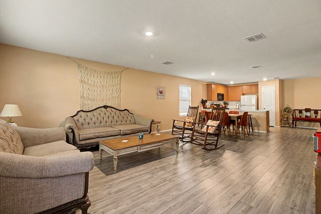 1517 Oak Creek Drive, Hutchins, TX 75141