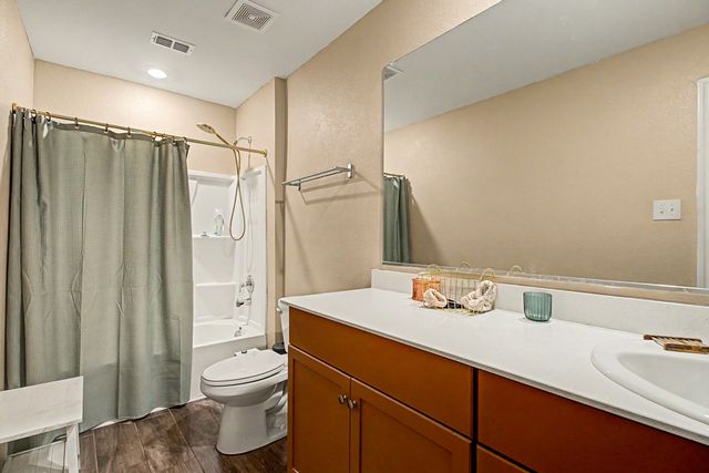 1517 Oak Creek Drive, Hutchins, TX 75141