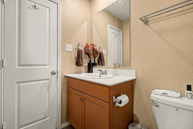1517 Oak Creek Drive, Hutchins, TX 75141