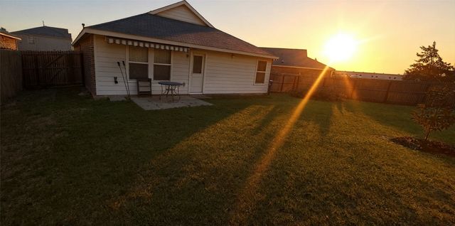 1517 Oak Creek Drive, Hutchins, TX 75141