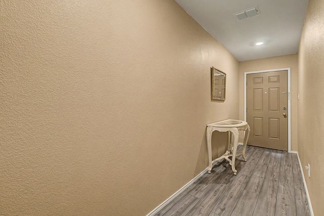 1517 Oak Creek Drive, Hutchins, TX 75141