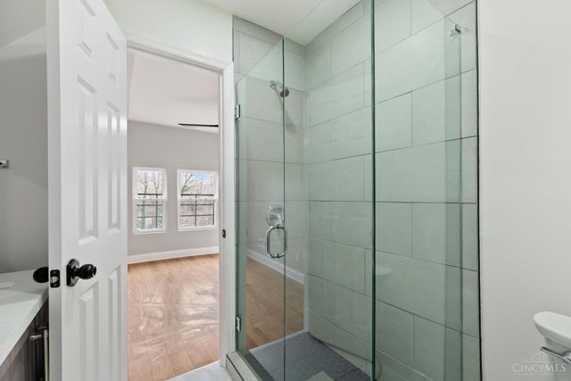 3206 Gilbert Avenue, Cincinnati, OH 45207