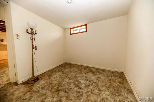 345 N Aurora Street, Collinsville, IL 62234
