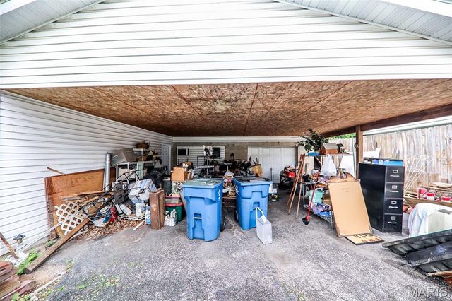 345 N Aurora Street, Collinsville, IL 62234