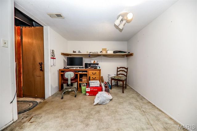 345 N Aurora Street, Collinsville, IL 62234