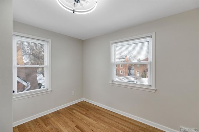 17161 Ward Avenue, Detroit, MI 48235