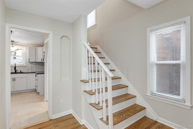 17161 Ward Avenue, Detroit, MI 48235