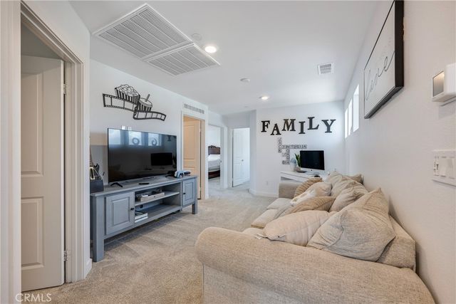 2388 Crater, Rialto, CA 92377