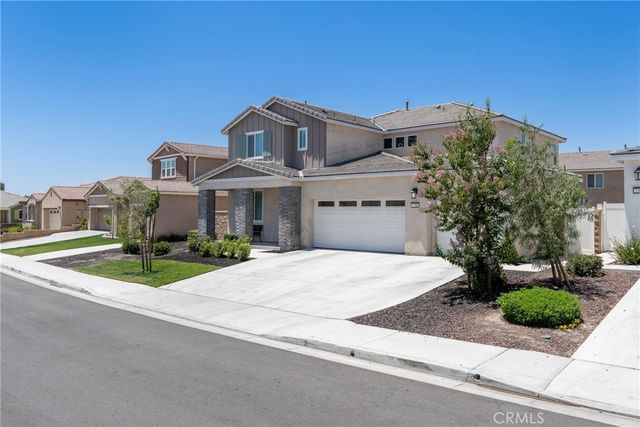 2388 Crater, Rialto, CA 92377