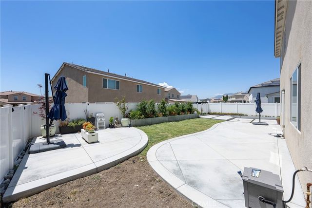 2388 Crater, Rialto, CA 92377