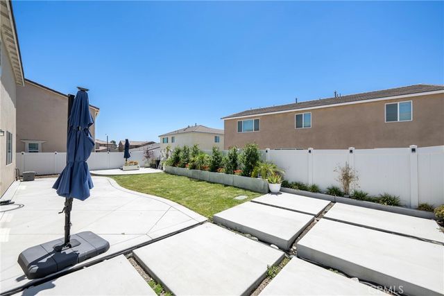 2388 Crater, Rialto, CA 92377