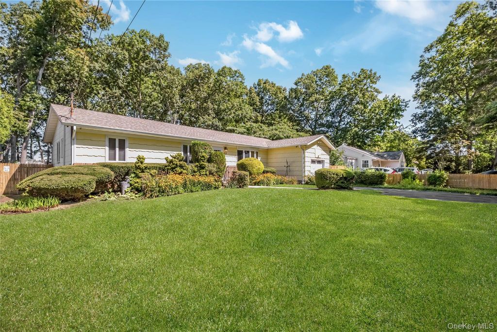 373 Nicolls Road, Deer Park, NY 11729 — photo 2