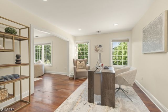 9 Lafayette Dr, Livingston Twp., NJ 07039