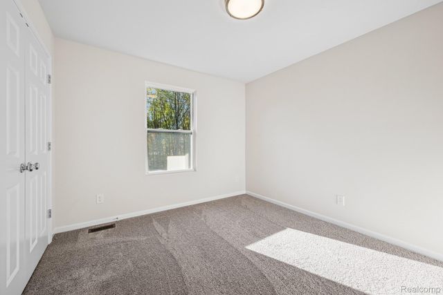 4246 Cedar Lane, Grand Blanc Charter Township, MI 48439