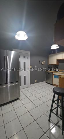 772 Gardenia Dr, Royal Palm Beach, FL 33411