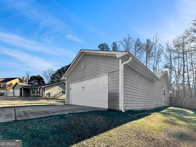 1299 Bugle Court, Hampton, GA 30228