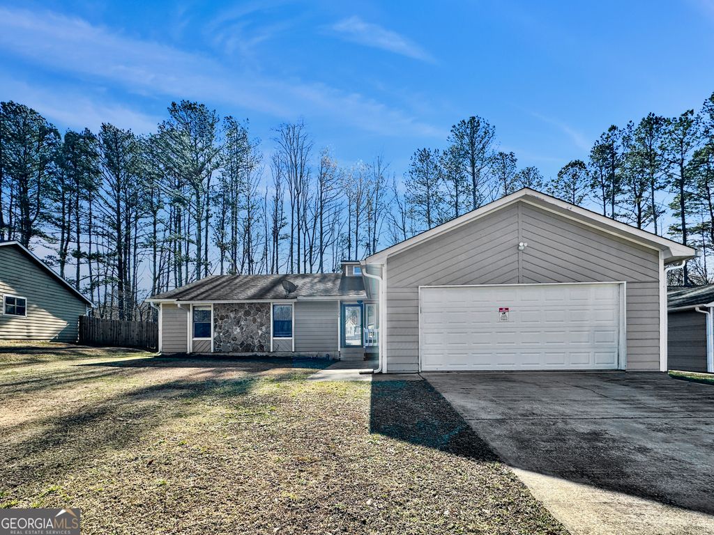 1299 Bugle Court, Hampton, GA 30228