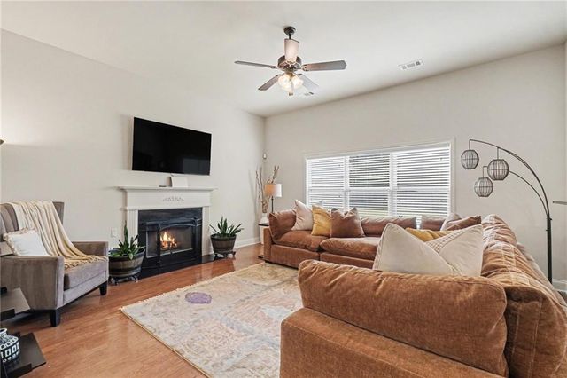 3769 Lake Haven Way, Atlanta, GA 30349