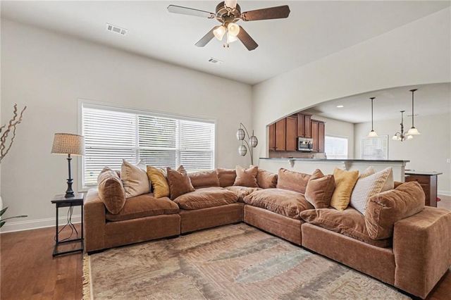 3769 Lake Haven Way, Atlanta, GA 30349