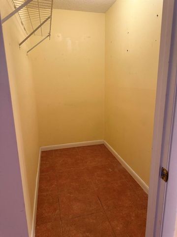 9440 SW 8th Street 110, Boca Raton, FL 33428