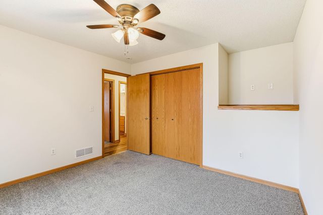 1490 Fireside Road, Waconia, MN 55387