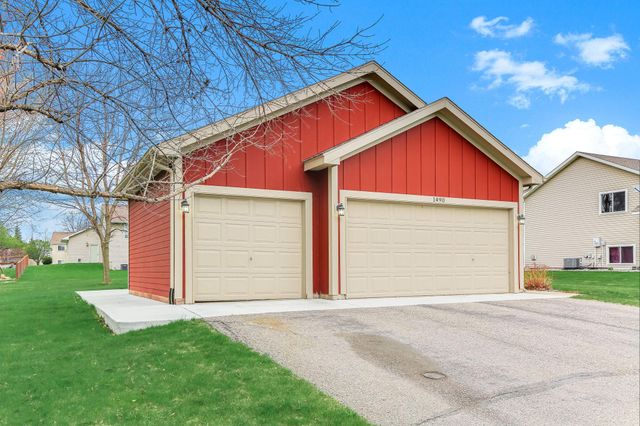 1490 Fireside Road, Waconia, MN 55387