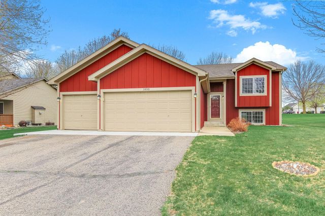 1490 Fireside Road, Waconia, MN 55387