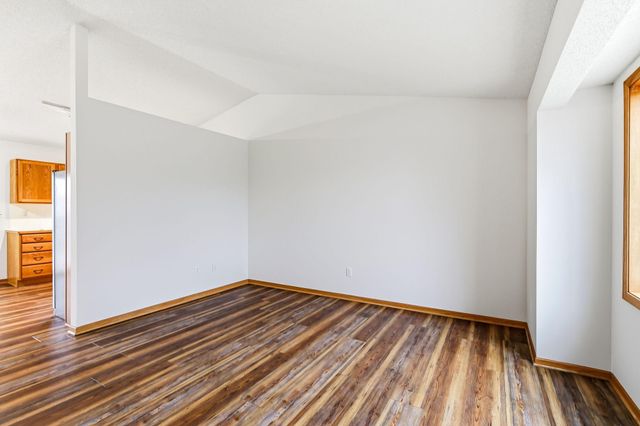 1490 Fireside Road, Waconia, MN 55387