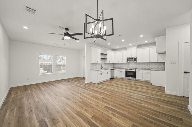 6206 Lyndhurst Drive Drive AB, Houston, TX 77087