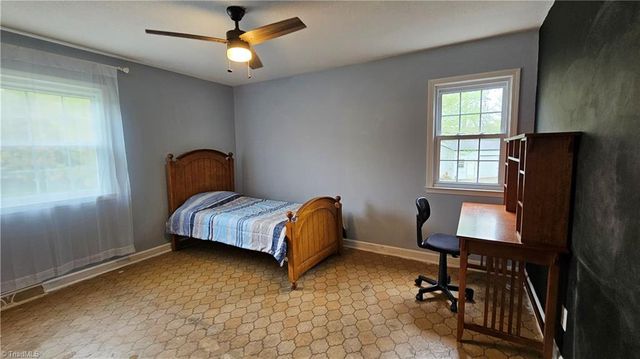 140 Allen Road, Reidsville, NC 27320