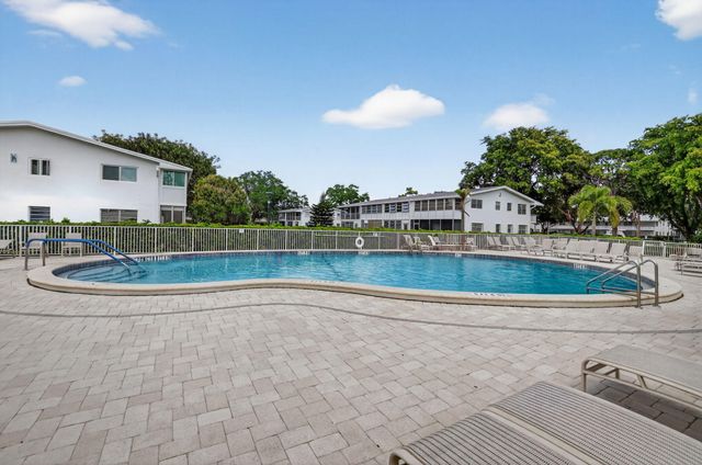 313 Durham Circle I, Deerfield Beach, FL 33442