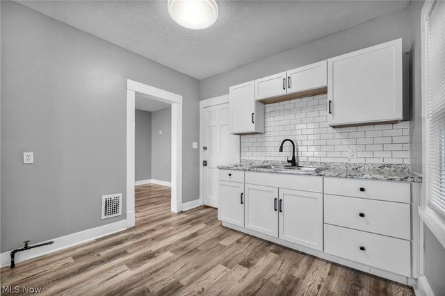 10111 Born Avenue, Cleveland, OH 44108