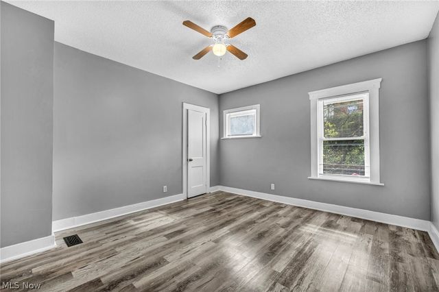 10111 Born Avenue, Cleveland, OH 44108