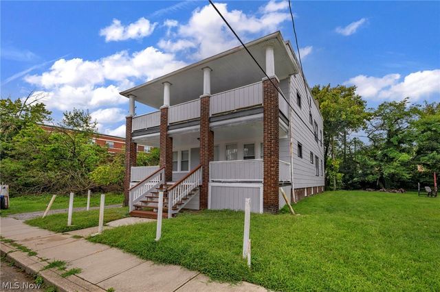 10111 Born Avenue, Cleveland, OH 44108