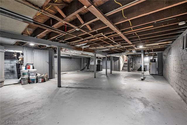 10111 Born Avenue, Cleveland, OH 44108