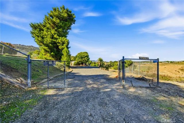 47280 Pala Road, Temecula, CA 92592