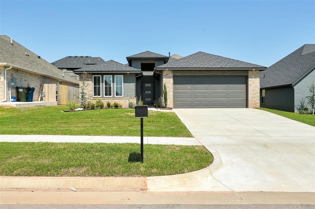 6225 Frankie Lynn Lane, Edmond, OK 73034